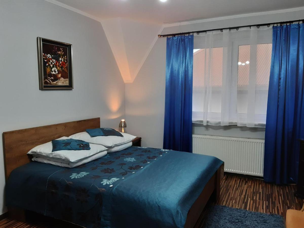 Fantazja - Restauracja I Noclegi Radom Exterior foto